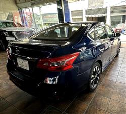 نیسان سێنترا